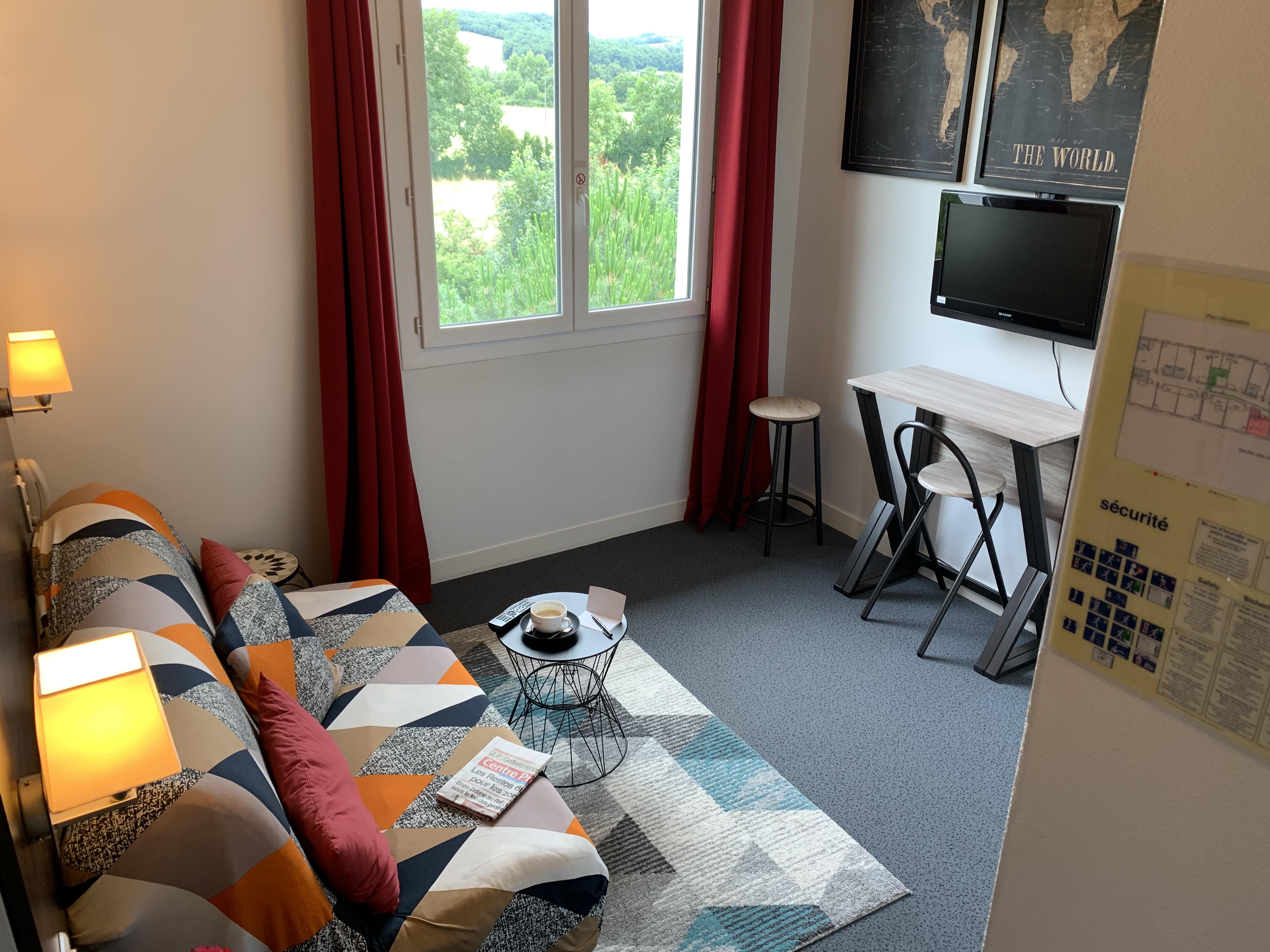 Logis Hotel Aux Berges De L'Aveyron Onet-le-Château Екстериор снимка