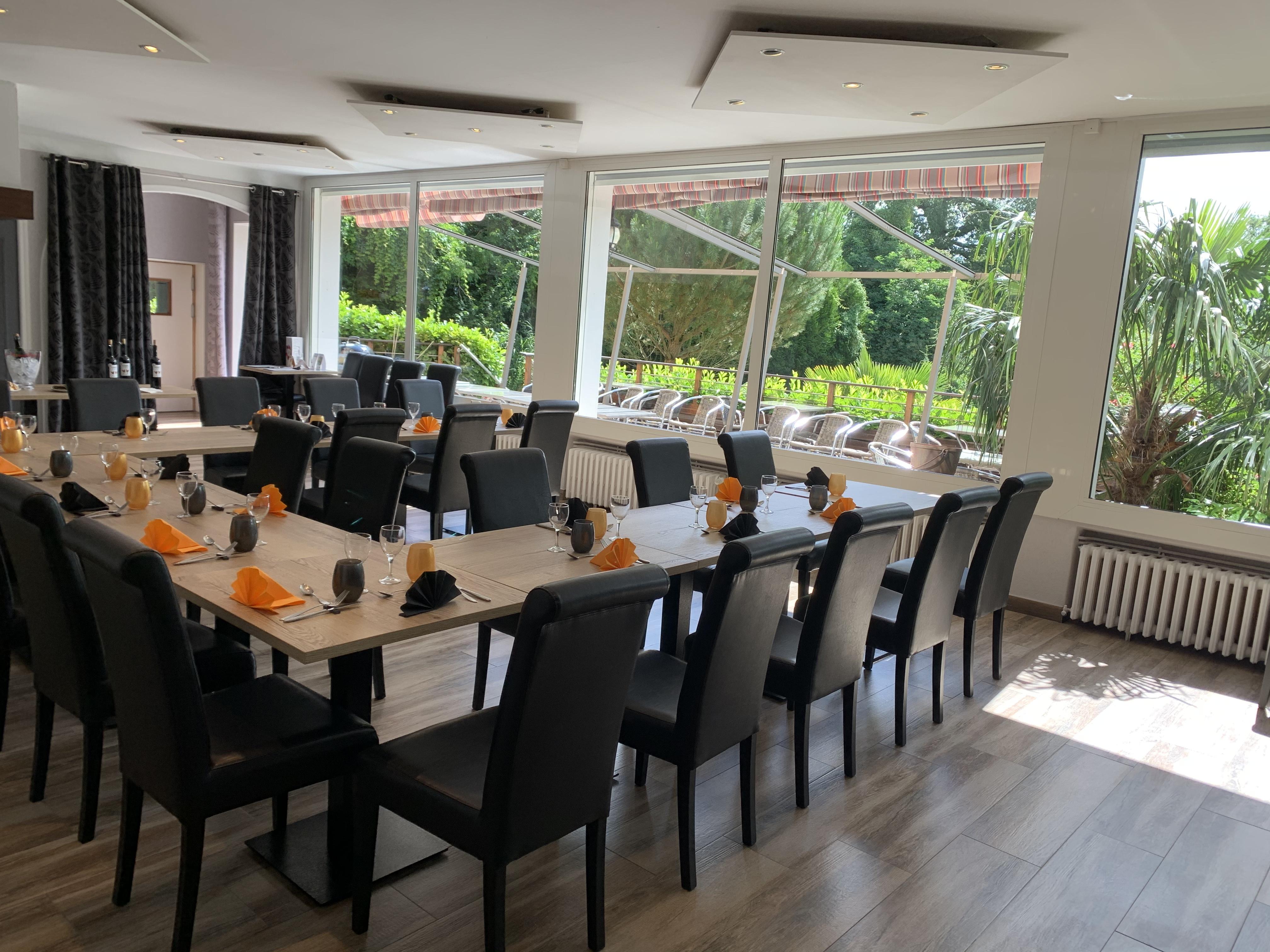 Logis Hotel Aux Berges De L'Aveyron Onet-le-Château Екстериор снимка